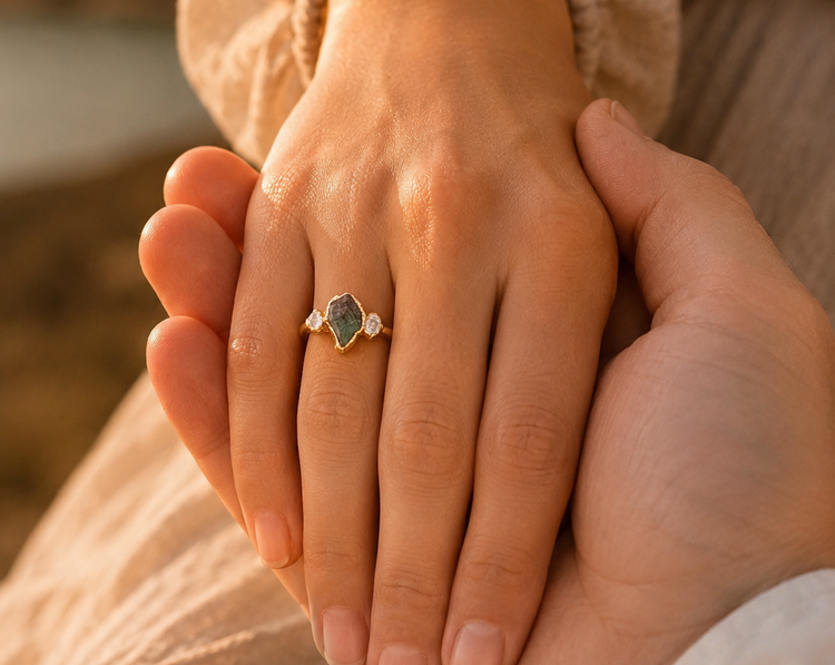 Green Sapphire Rings & Green Sapphire Engagement Rings