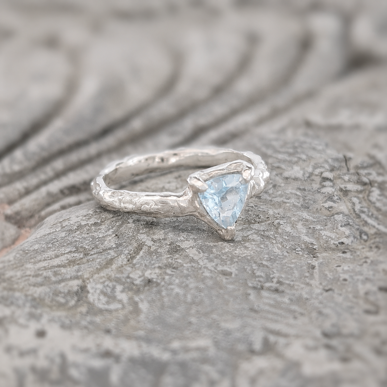 Solid Silver Aquamarine ring